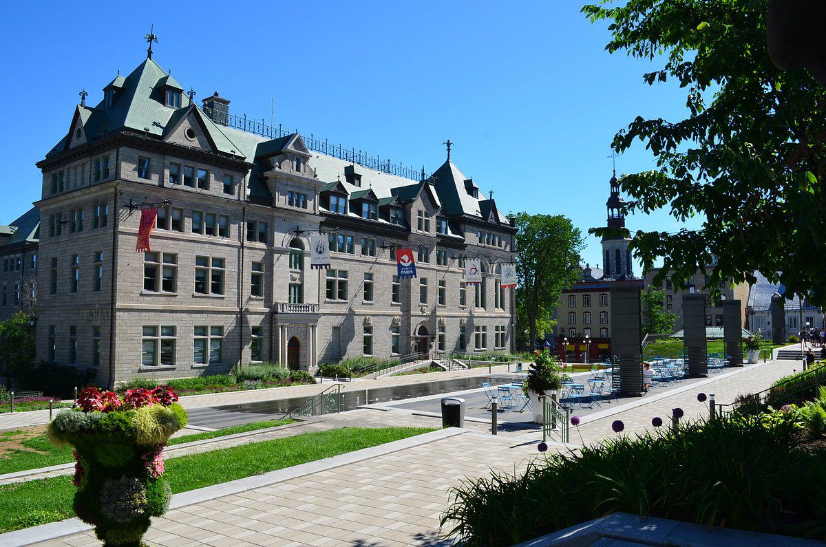 place de l hotel de ville