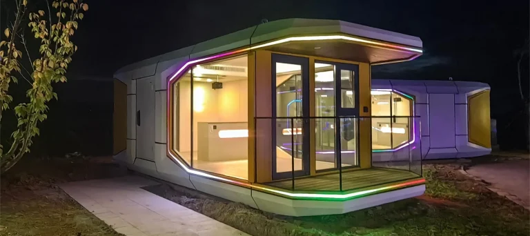 summer rentals Capsule model